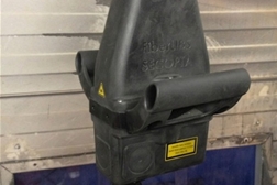 Manual operated measuring head of a FiberLIBS