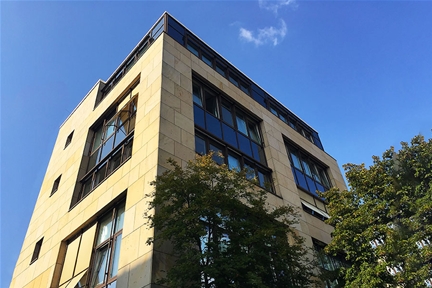 gebäude_kurz
